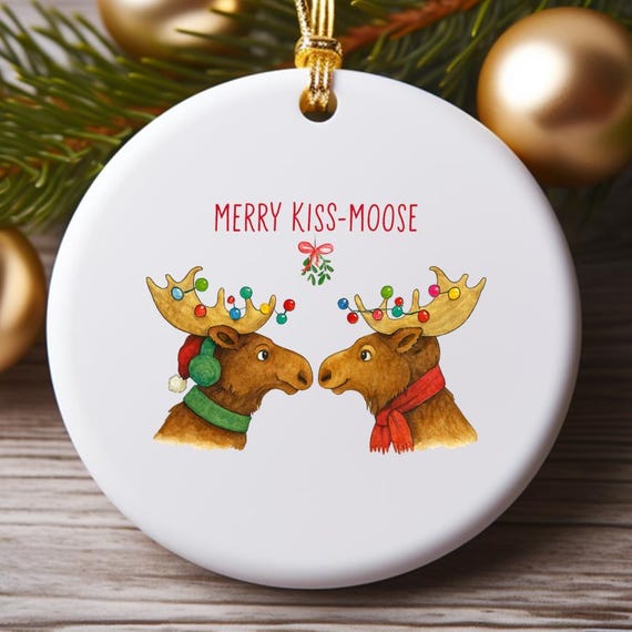 Funny Christmas Ornament - Merry Kiss Moose Under Mistletoe With Colorful Lights O712