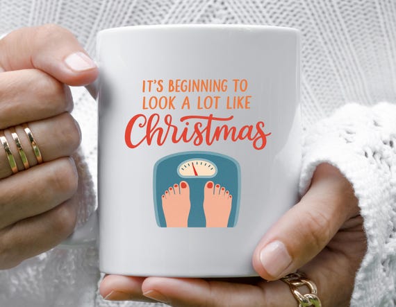 Funny Christmas Mug With Scale And Weight Saying For Friends, Family, Colleagues - It's Beginning To Look Like Christmas M716