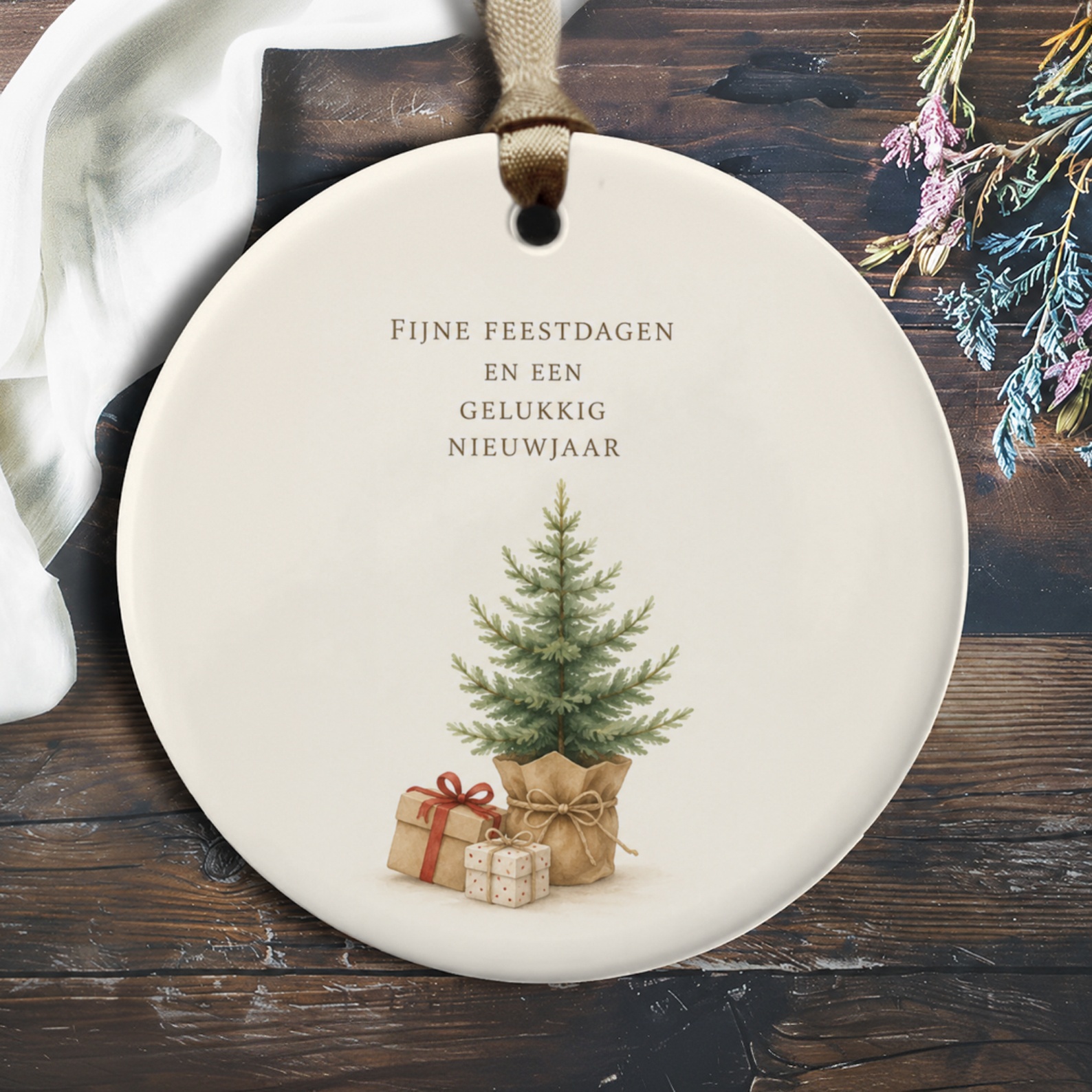 Fijne Feestdagen En Een Gelukkig Nieuwjaar Christmas Ornament Holiday Decor Tree With Gifts Festive Decoration O347