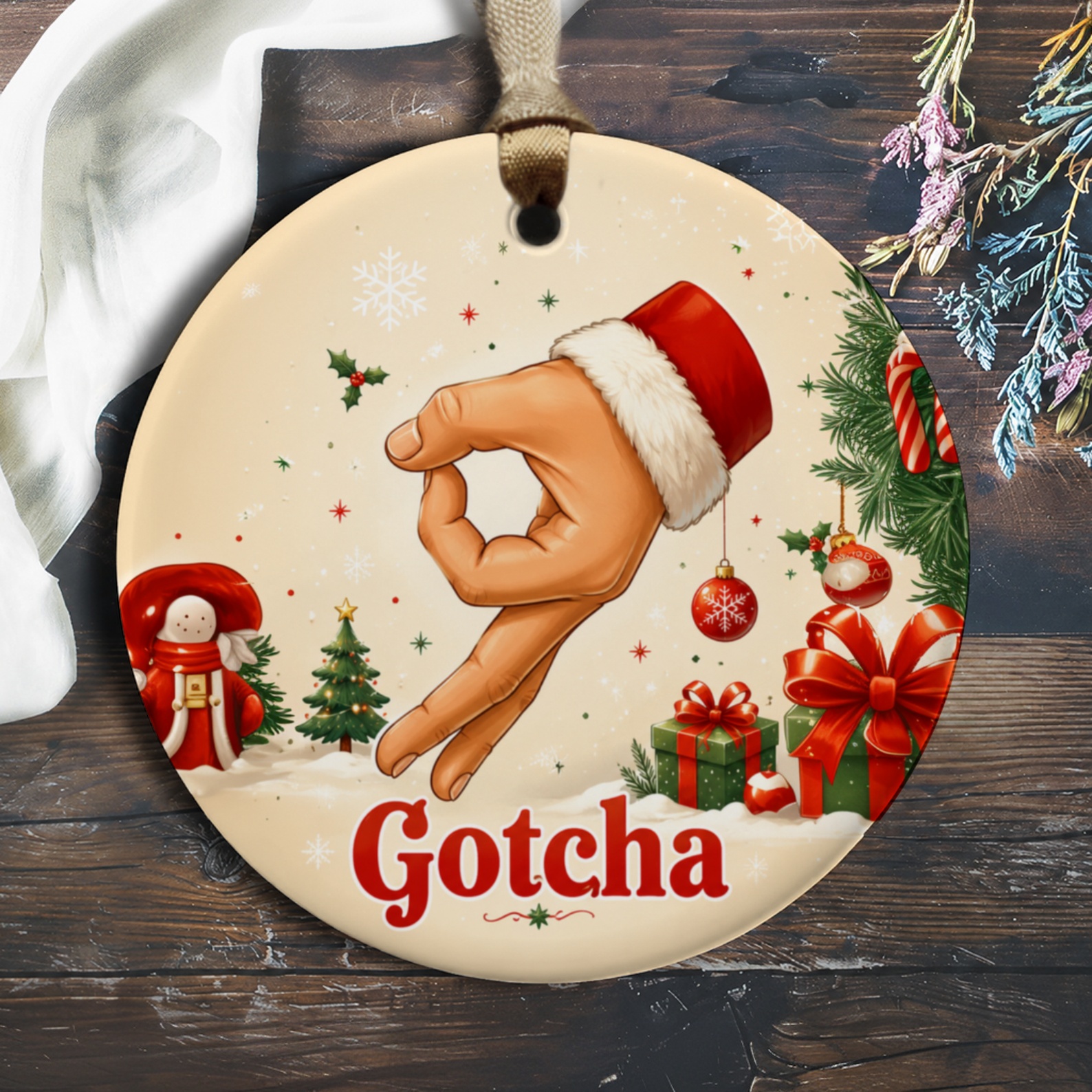 Gotcha Christmas Ornament Funny Santa Hand With Gifts Holiday Decor Festive Tree Decoration Cute Winter Ornament O648