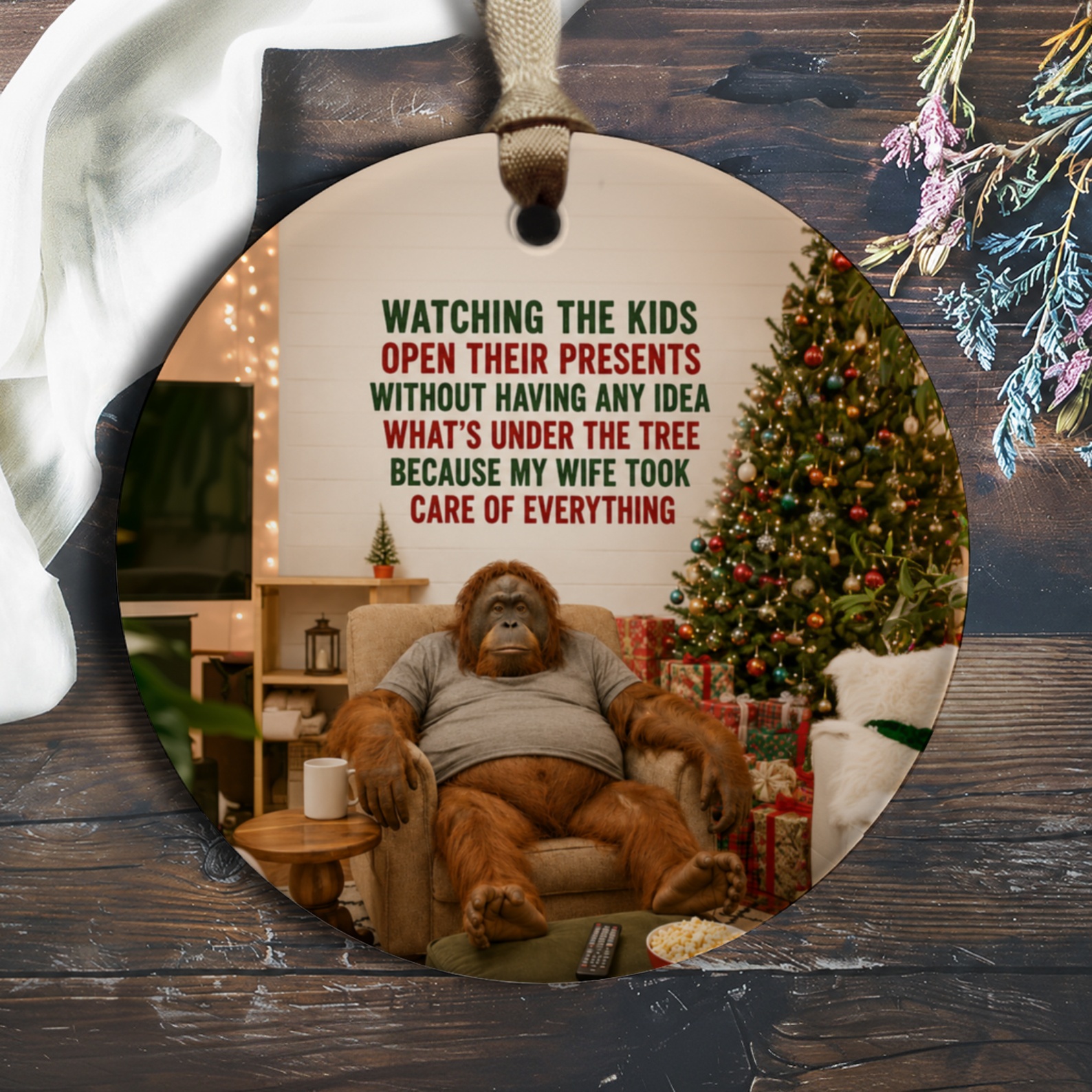 Watching The Kids Open Their Presents Funny Christmas Ornament Orangutan Holiday Decor Husband Gift Tree Decoration O778