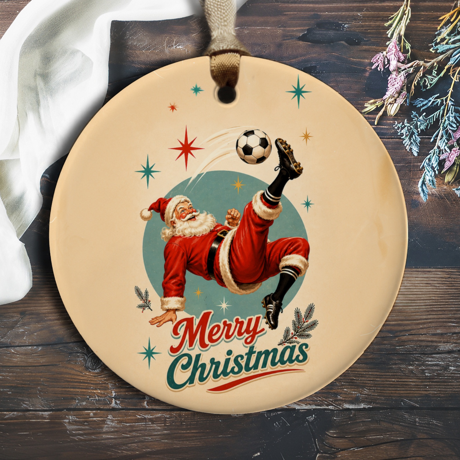 Merry Christmas Ornament Santa Playing Soccer Vintage Style Holiday Decor Festive Christmas Tree Decoration Gift For Soccer Fans O1157